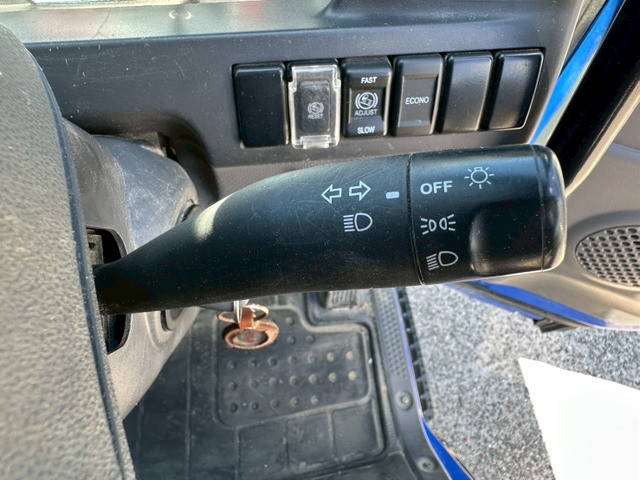 いすゞエルフダンプ小型（2t・3t）[写真21]