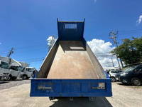 いすゞエルフダンプ小型（2t・3t）[写真08]