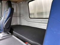 いすゞギガアルミウイング大型（10t）[写真20]