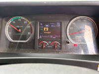 いすゞギガアルミウイング大型（10t）[写真23]