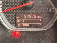 いすゞギガアルミウイング大型（10t）[写真24]