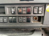 いすゞギガアルミウイング大型（10t）[写真26]