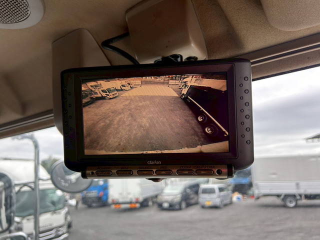 いすゞギガアルミウイング大型（10t）[写真26]