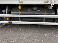 いすゞギガアルミウイング大型（10t）[写真31]