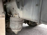 いすゞギガアルミウイング大型（10t）[写真40]