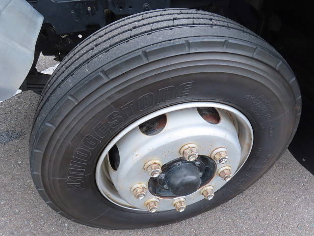 いすゞフォワードアルミブロック増トン（6t・8t）[写真12]