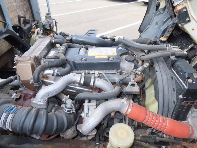 いすゞフォワードアルミブロック増トン（6t・8t）[写真14]