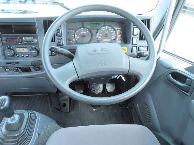 いすゞフォワードアルミブロック増トン（6t・8t）[写真20]