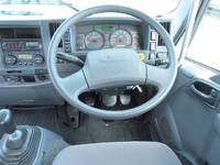 いすゞフォワードアルミブロック増トン（6t・8t）[写真21]