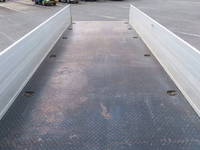 いすゞフォワードアルミブロック増トン（6t・8t）[写真27]