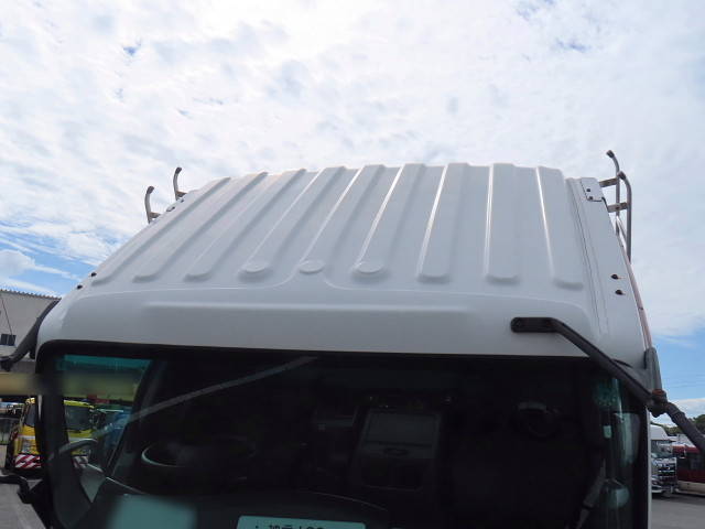 いすゞフォワードアルミブロック増トン（6t・8t）[写真28]