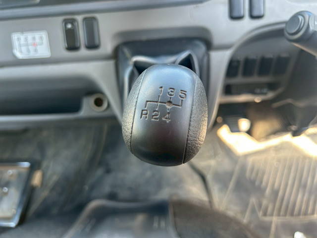 三菱ふそうキャンターダブルキャブ（Wキャブ）小型（2t・3t）[写真27]