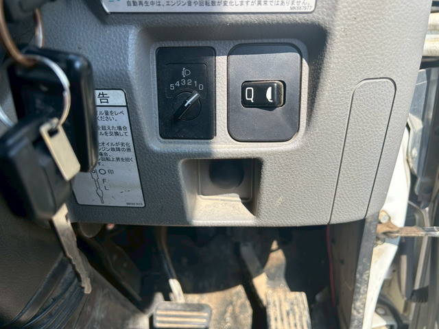 三菱ふそうキャンターダブルキャブ（Wキャブ）小型（2t・3t）[写真28]