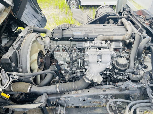 三菱ふそうファイターアルミウイング中型（4t）[写真11]