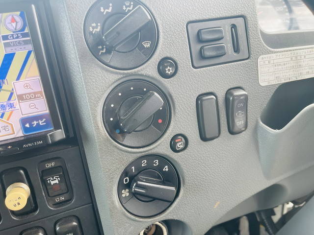 三菱ふそうファイターアルミウイング中型（4t）[写真19]