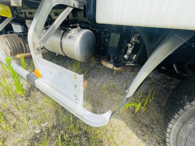 三菱ふそうファイターアルミウイング中型（4t）[写真31]