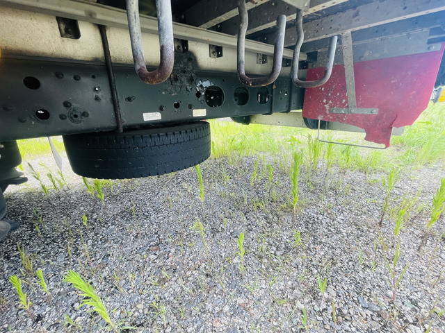 三菱ふそうファイターアルミウイング中型（4t）[写真32]