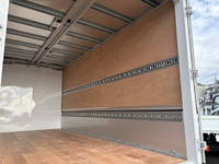 三菱ふそうキャンターアルミウイング小型（2t・3t）[写真12]