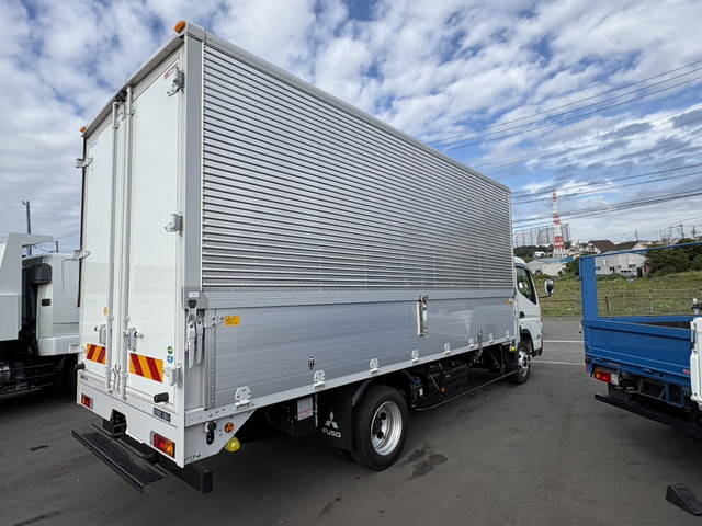 三菱ふそうキャンターアルミウイング小型（2t・3t）[写真05]