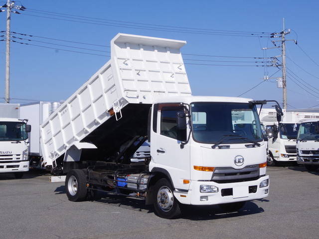 UDトラックスコンドル深ダンプ（土砂禁ダンプ）増トン（6t・8t）[写真01]