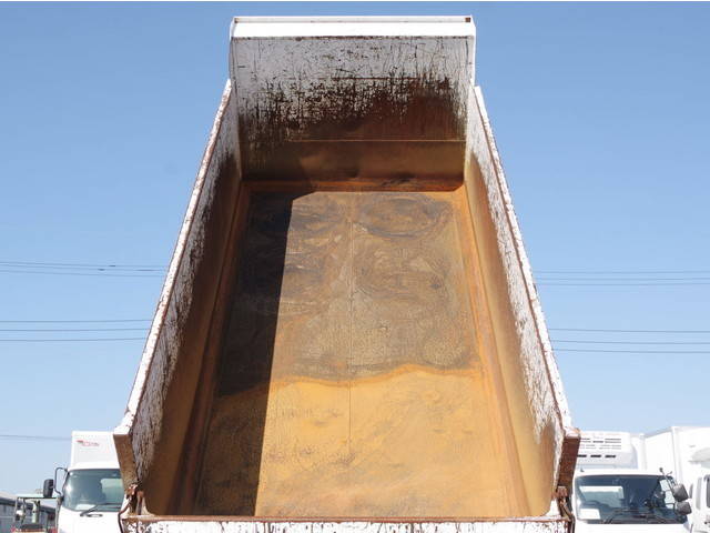 UDトラックスコンドル深ダンプ（土砂禁ダンプ）増トン（6t・8t）[写真05]