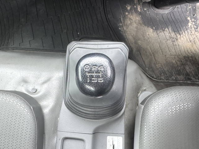 日野デュトロ平ボディ小型（2t・3t）[写真17]