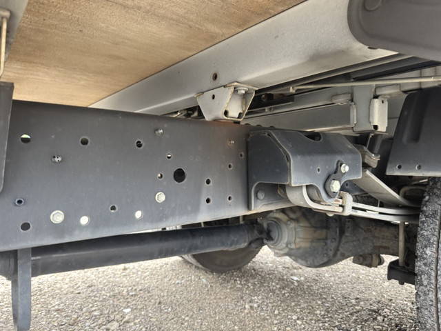 日野デュトロ平ボディ小型（2t・3t）[写真28]