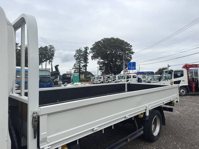 日野デュトロ平ボディ小型（2t・3t）[写真06]