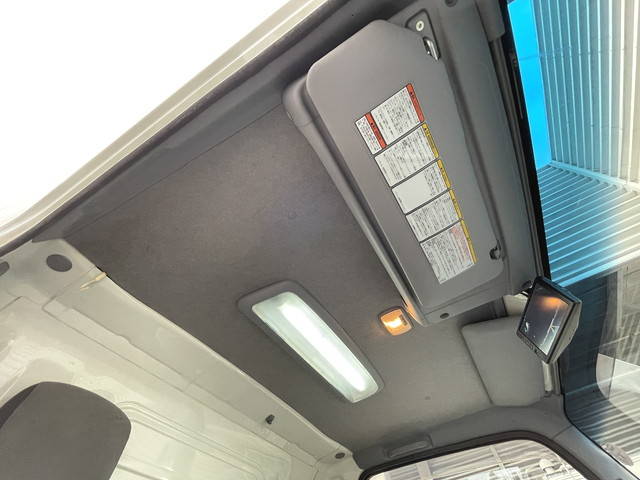 いすゞエルフアルミバン小型（2t・3t）[写真26]
