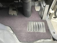 いすゞエルフアルミバン小型（2t・3t）[写真37]