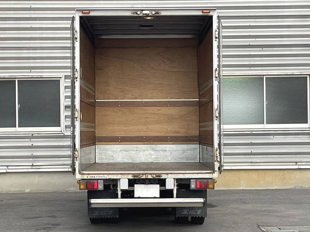 いすゞエルフアルミバン小型（2t・3t）[写真04]