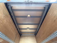 いすゞエルフアルミバン小型（2t・3t）[写真10]