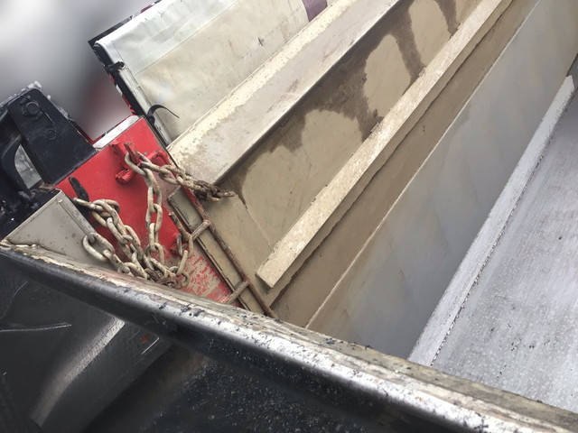 三菱ふそうスーパーグレート深ダンプ（土砂禁ダンプ）大型（10t）[写真11]