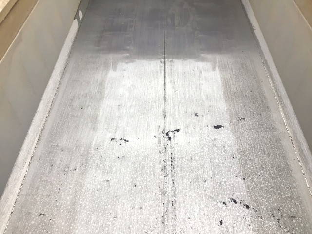 三菱ふそうスーパーグレート深ダンプ（土砂禁ダンプ）大型（10t）[写真12]