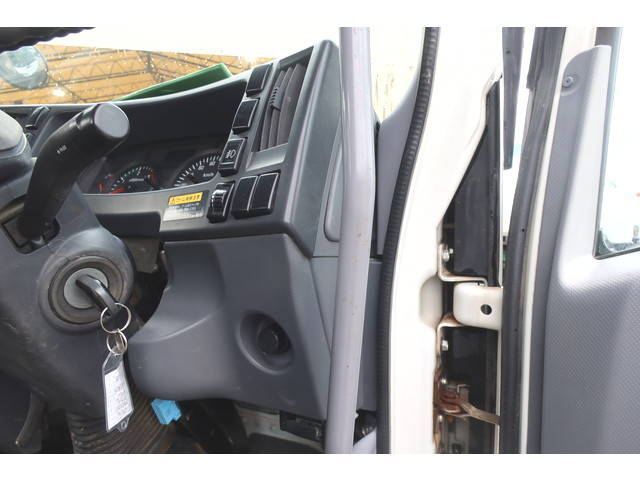 いすゞフォワードクレーン4段中型（4t）[写真30]