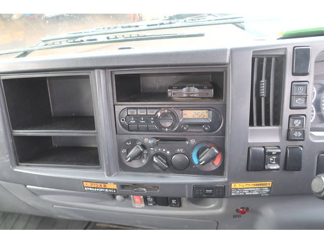 いすゞフォワードクレーン4段中型（4t）[写真34]