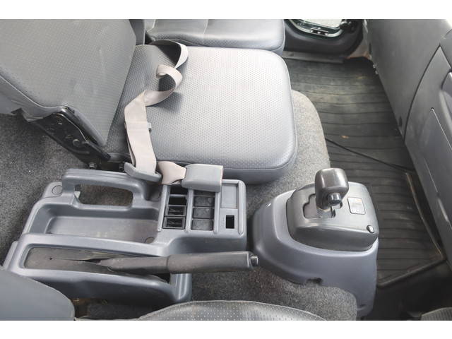 いすゞフォワードクレーン4段中型（4t）[写真36]