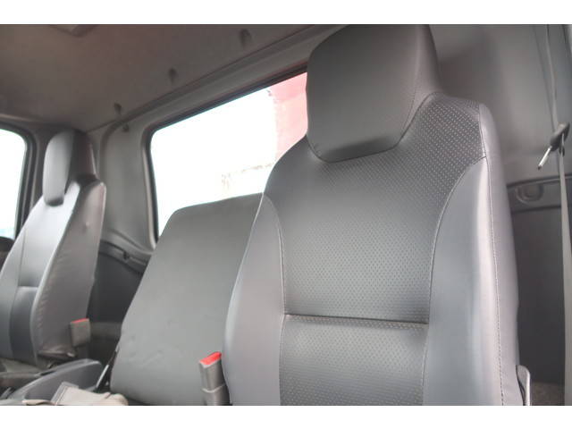 いすゞフォワードクレーン4段中型（4t）[写真38]