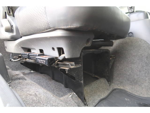 いすゞフォワードクレーン4段中型（4t）[写真40]