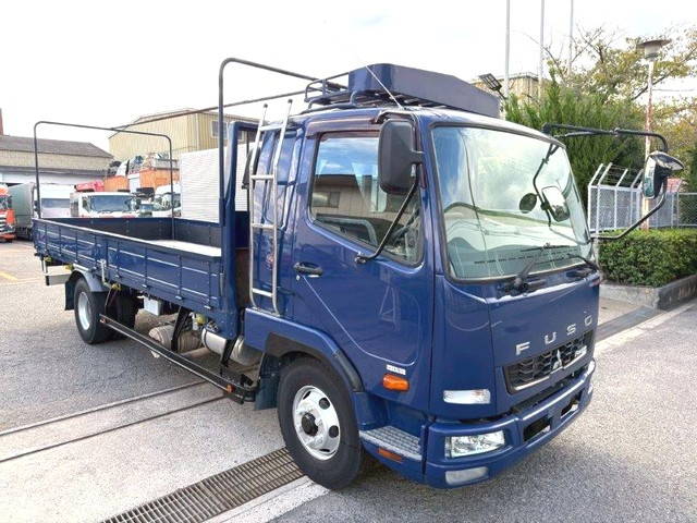 三菱ふそうファイター平ボディ中型（4t）[写真01]