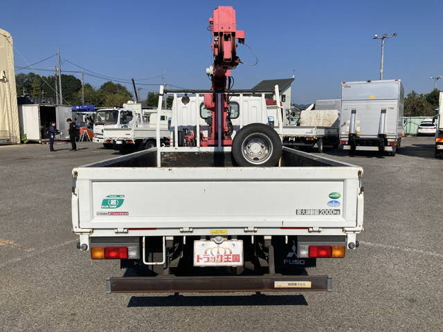 三菱ふそうキャンタークレーン3段小型（2t・3t）[写真13]