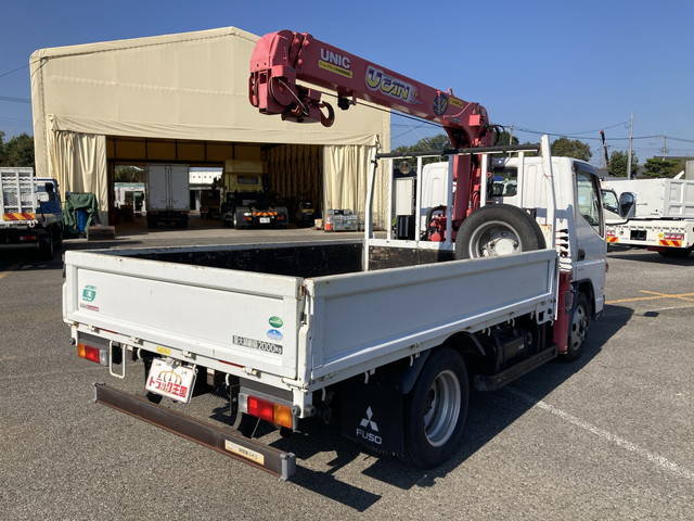 三菱ふそうキャンタークレーン3段小型（2t・3t）[写真02]