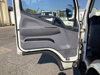 三菱ふそうキャンタークレーン3段小型（2t・3t）[写真30]