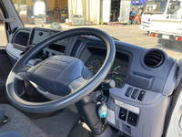 三菱ふそうキャンタークレーン3段小型（2t・3t）[写真36]