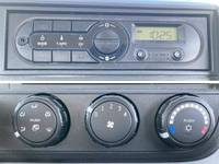 三菱ふそうキャンタークレーン3段小型（2t・3t）[写真40]