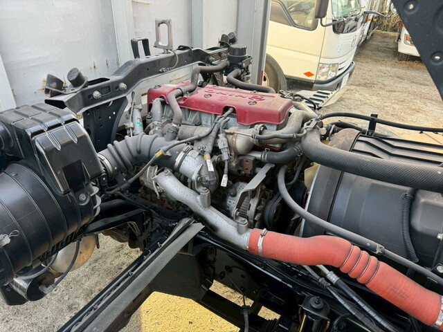 日野レンジャーアルミウイング中型（4t）[写真28]