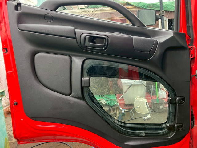 日野レンジャーアルミウイング中型（4t）[写真29]