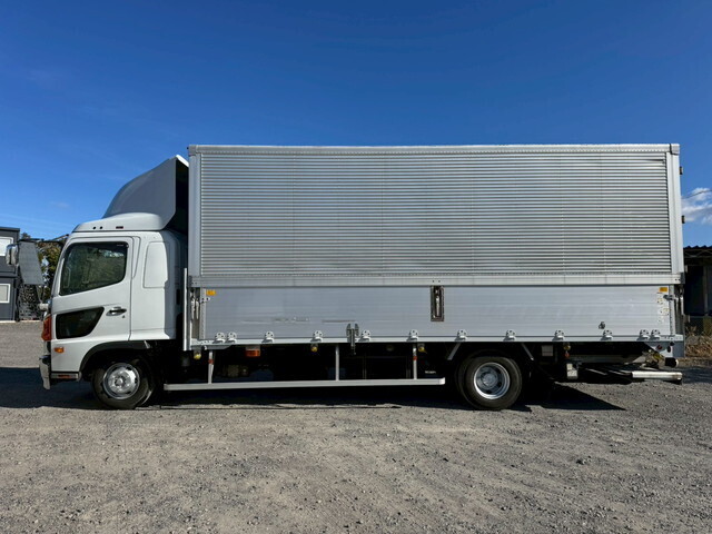 日野レンジャーアルミウイング中型（4t）[写真05]