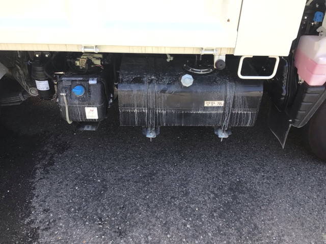 三菱ふそうキャンターダンプ小型（2t・3t）[写真07]