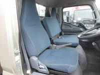 三菱ふそうキャンター平ボディ小型（2t・3t）[写真16]